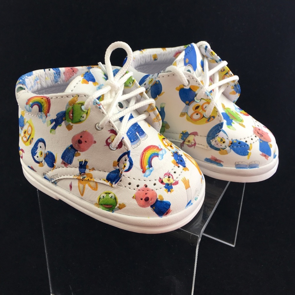 One-of-a-kind HYDROGRAPHIC designed infant walkers